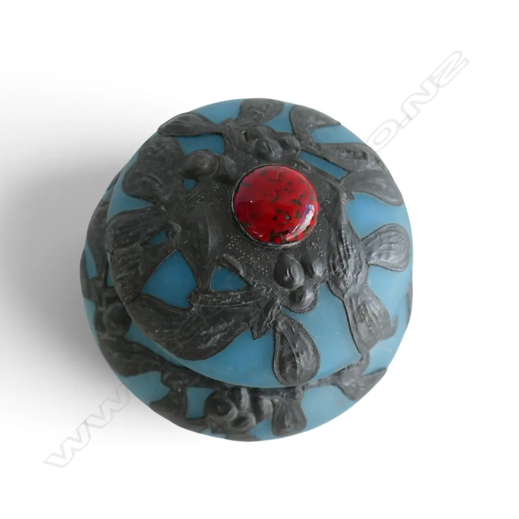 FRENCH ART NOUVEAU TRINKET BOX FROSTED GLASS WITH HAND WORKED PEWTER OVERLAY & RED GLASS CABACHON ATELIER D/ART LABEL DI Image 1++