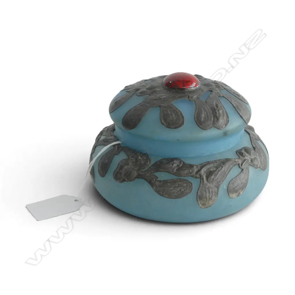 FRENCH ART NOUVEAU TRINKET BOX FROSTED GLASS WITH HAND WORKED PEWTER OVERLAY & RED GLASS CABACHON ATELIER D/ART LABEL DI Image 1++