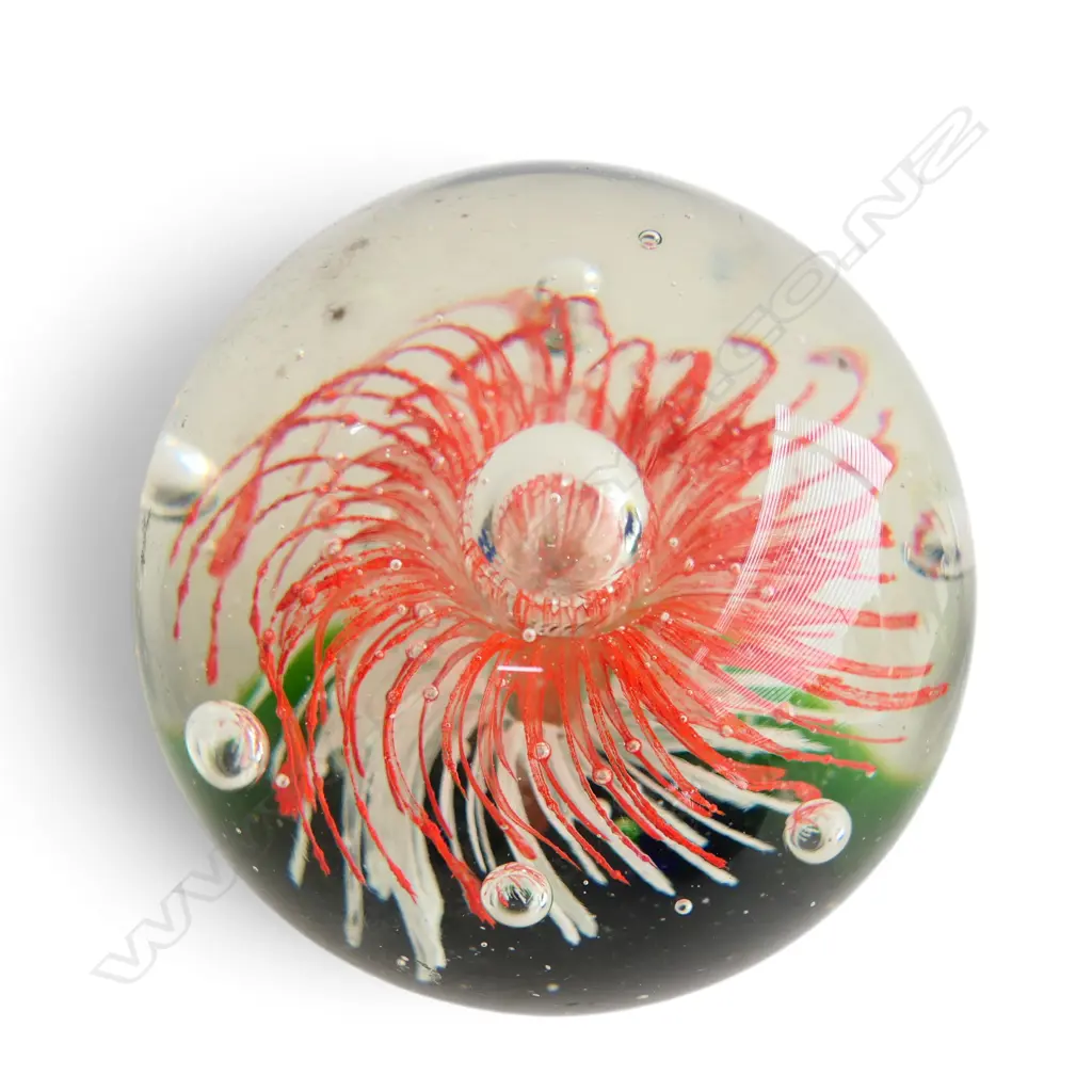 5 ART GLASS PAPERWEIGHTS Incl. 2 'Murphy's' N.Z. some faults H.90mm Image 1++