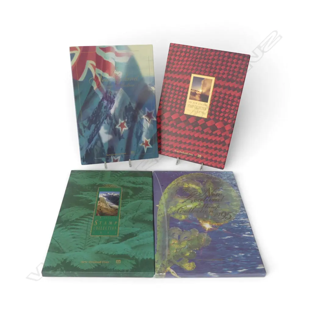 4 'THE NEW ZEALAND STAMP COLLECTION' 1992, 1993, 1994 & 1995 YEAR BOOKS Image 1++