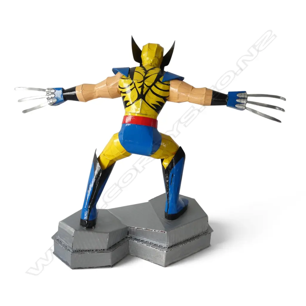 HAND MADE CARDBOARD WOLVERINE BY STEFSKI NZ, SIGNED H.480mm Image 1++