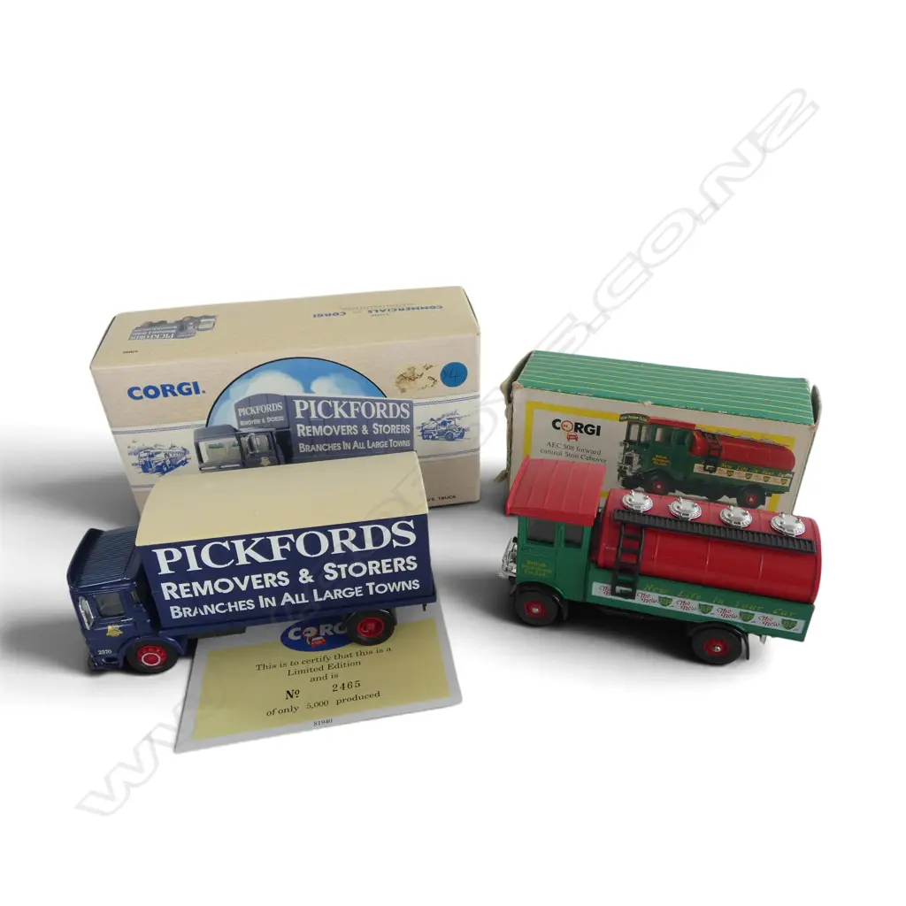 BOXED CORGI PICKFORD'S TRUCK + BOXED CORGI AEC 508 5TON CABOVER Image 1++
