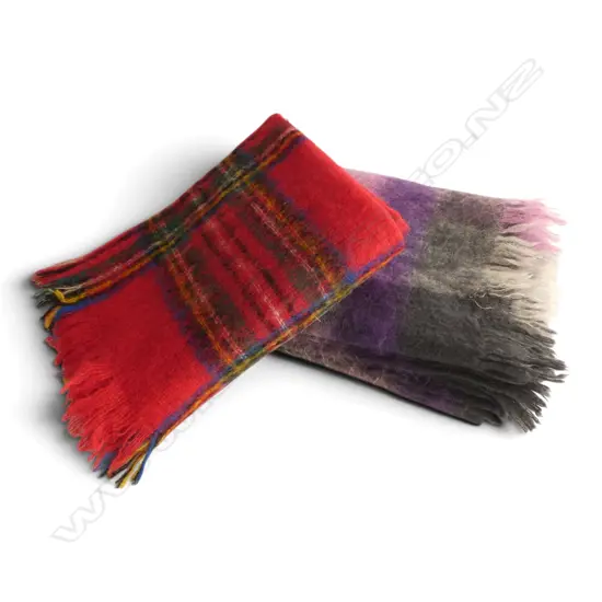  TWO VINTAGE MOHAIR WOOL BLANKETS IN PURPLE & RED, W.1250mm L.1700mm