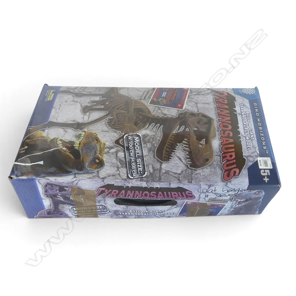 DINO HORIZONS - BUILD A GIANT TYRANNOSAURUS MODEL Image 1++