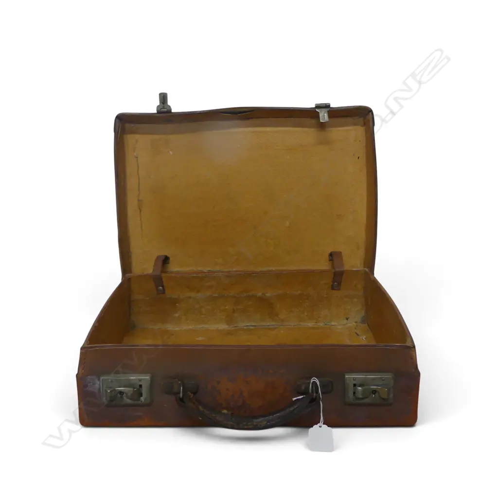 ANTIQUE LEATHER BRIEFCASE 350x250x100mm Image 1++