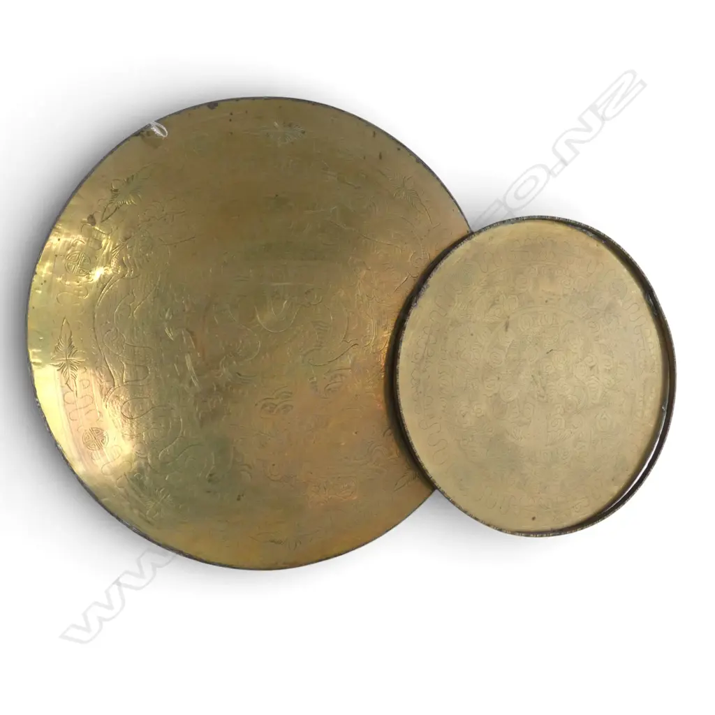 2 LG BRASS TRAYS; 450mm dia (RIM LOOSE), 600mm Image 1++