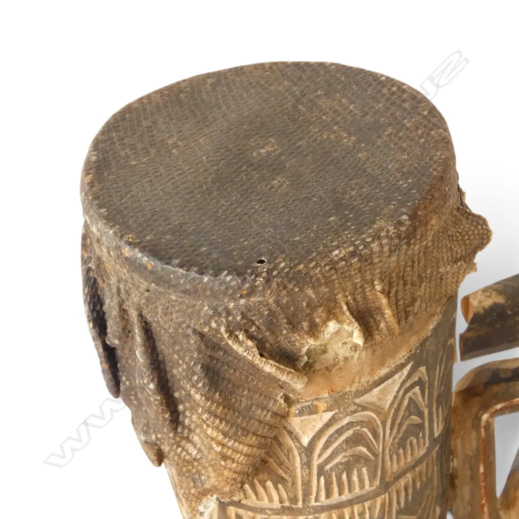 CARVED KUNDU DRUM, PAPUA NEW GUINEA H.710mm Image 1++