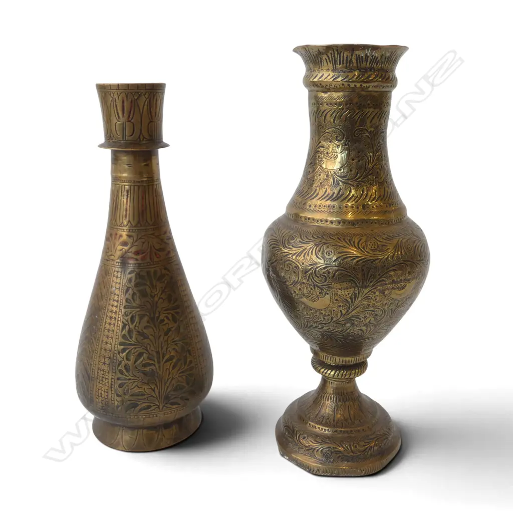 2 c1900 INDIAN BRASS SPECIMEN VASES Finely engraved H.255mm Image 1++