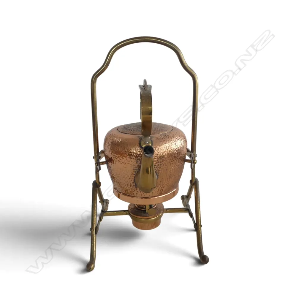 HAMMERED BRASS SPIRIT KETTLE H.350mm Image 1++