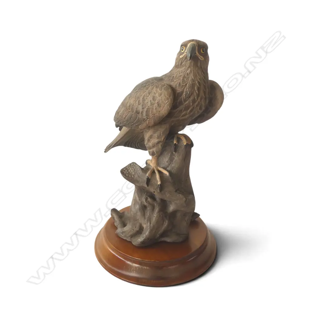 RESIN EAGLE ON WOODEN STAND H.260mm (FAULTS) Image 1++
