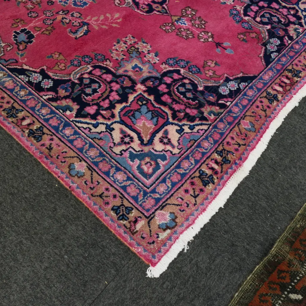 HAND KNOTTED WOOL PILE RUG 2440x1330mm Image 1++