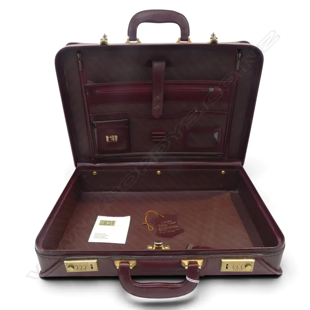 ITALIAN LEATHER 'HIT' BRIEF CASE W.490mm Image 1++