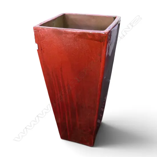 LG RED GLAZED PLANTER POT 415x415x880mm