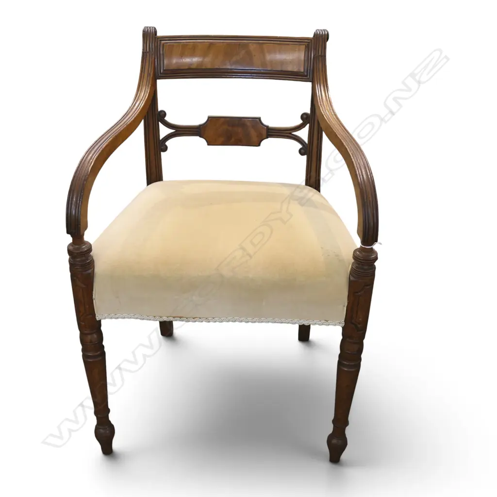 ANTIQUE MAHOGANY REGENCY STYLE CHAIR Image 1++