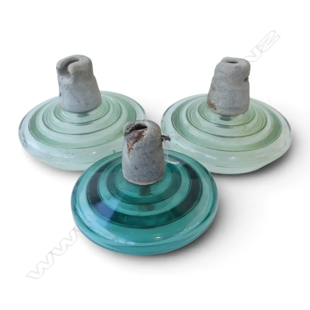 3 GLASS INSULATORS Image 1++