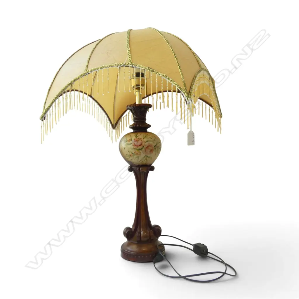 TABLE LAMP w. BEADED SHADE H.750mm Image 1++