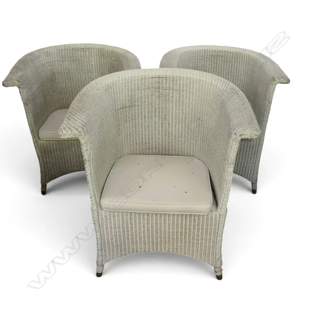 3 ENGLISH LOOM by CUCHI ARMCHAIRS  Image 1++