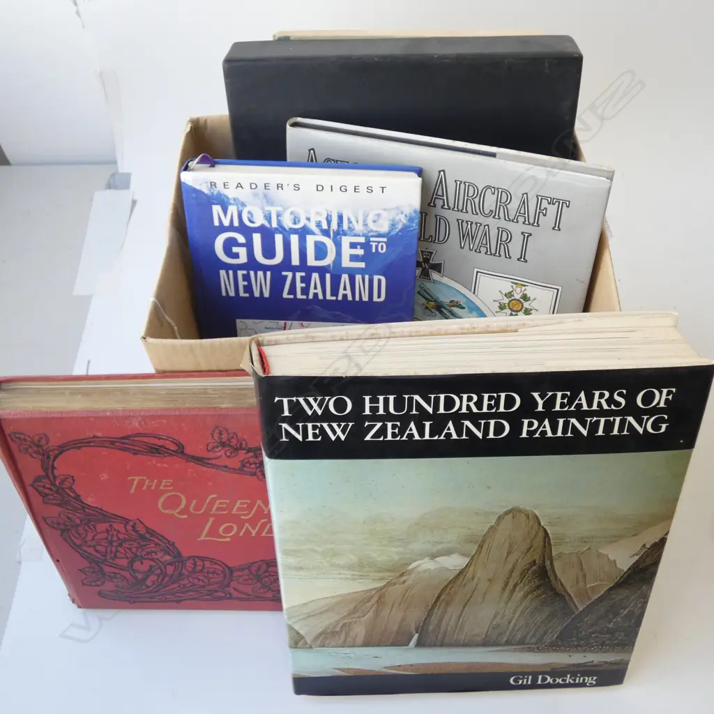 BOX OF MAINLY NZ BOOKS Image 1++