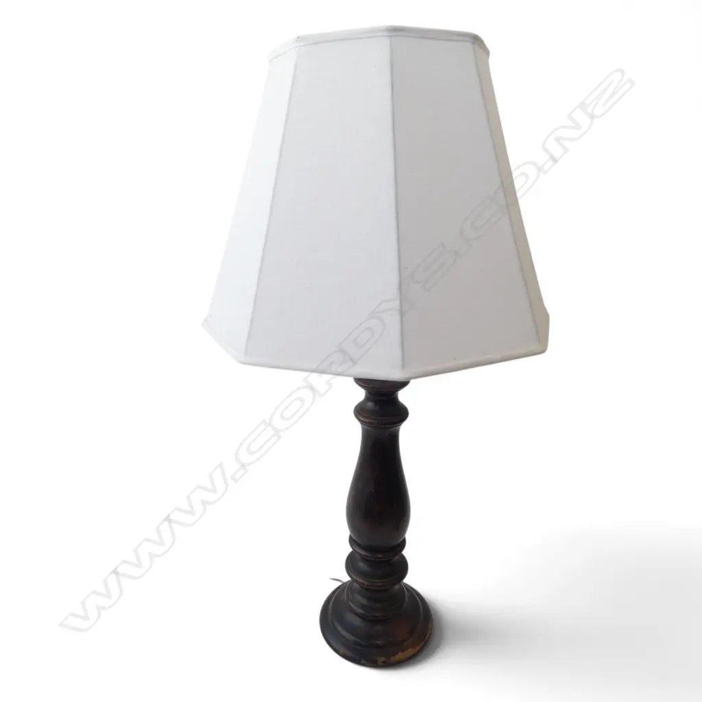 WOODEN TABLE LAMP H.790mm Image 1++