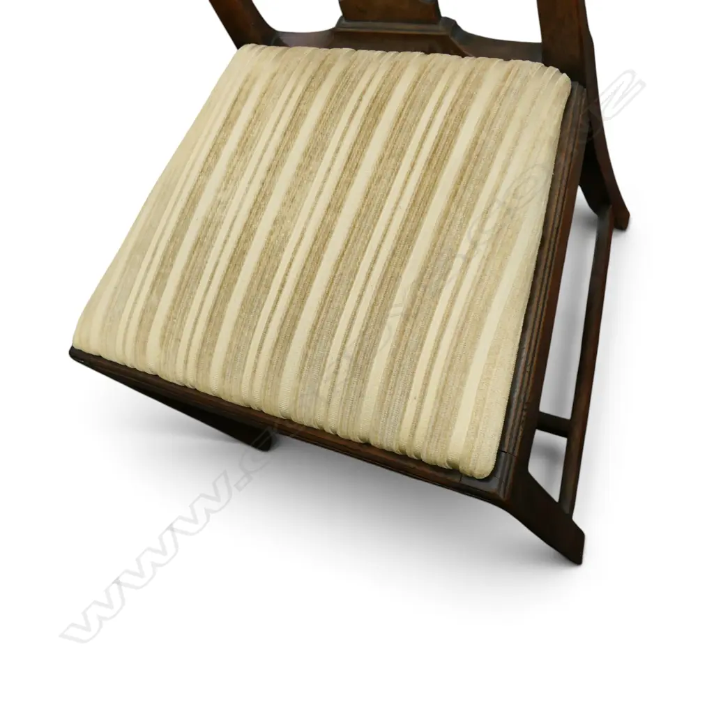 ANTIQUE HEPPLEWHITE STYLE CHAIR Image 1++