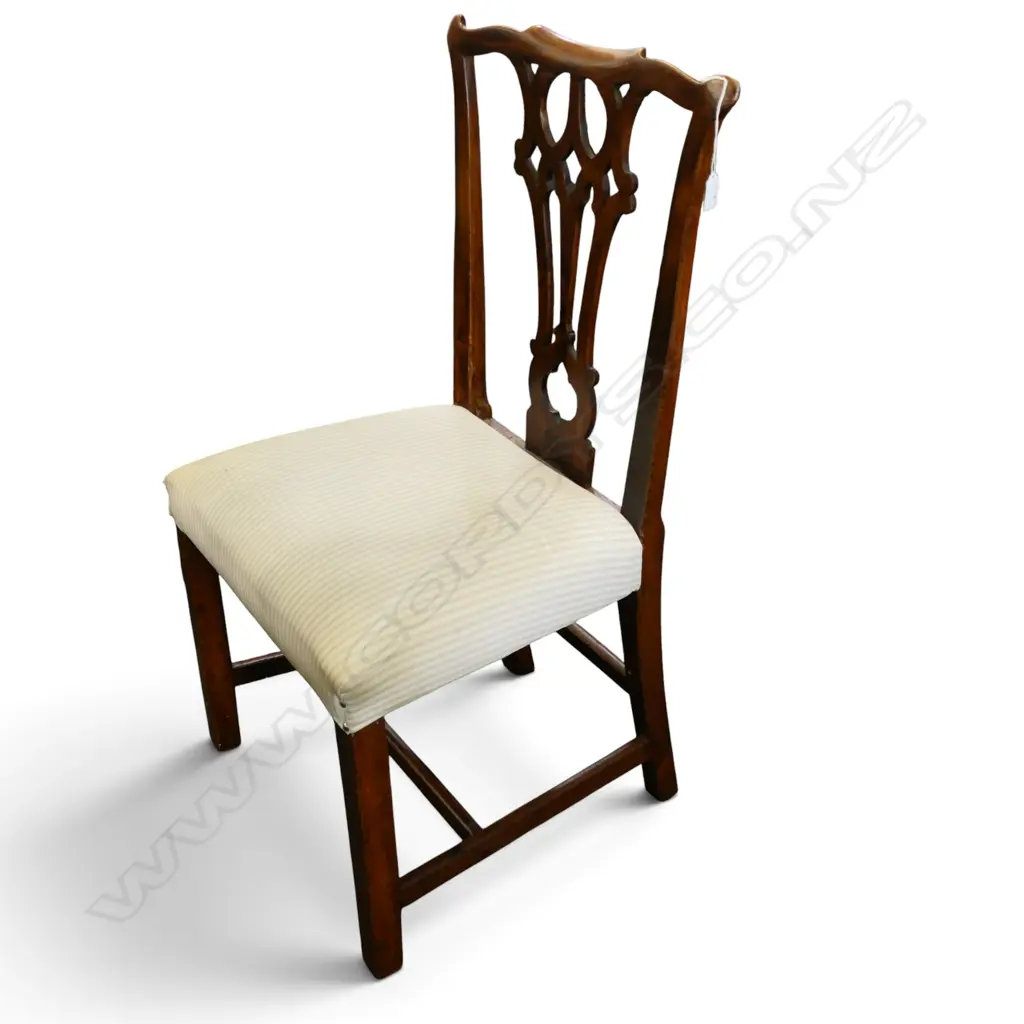 ANTIQUE HEPPLEWHITE STYLE CHAIR Image 1++