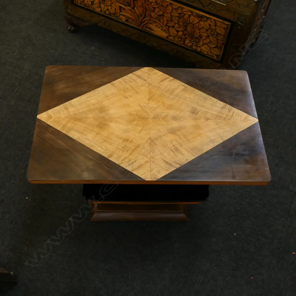 DECO SIDE TABLE W670X H590MM  Image 1++