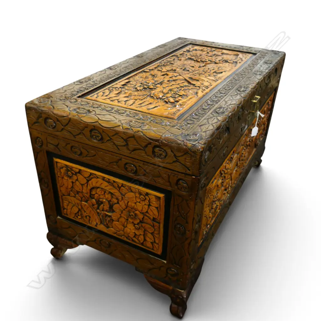 LG CARVED CAMPHOR CHEST 1000X520X600MM  Image 1++