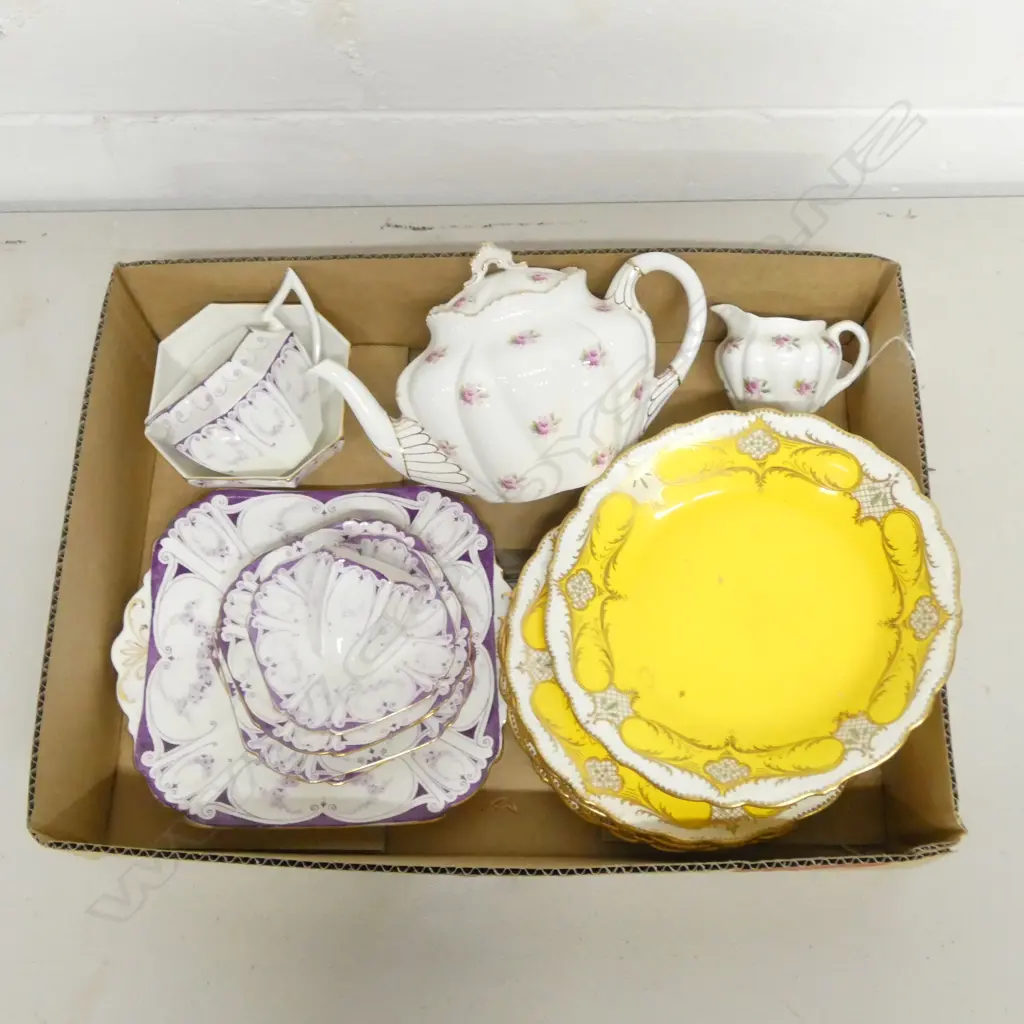 5 YELLOW SHELLEY CHINA PLATES PINK SHELLEY PART TEASET PINK ROSE TEAPOT & JUG Image 1++