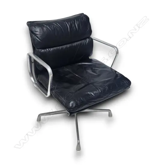 VINTAGE HERMAN MILLER EAMES SOFT PAD LEATHER OFFICE DESK CHAIR