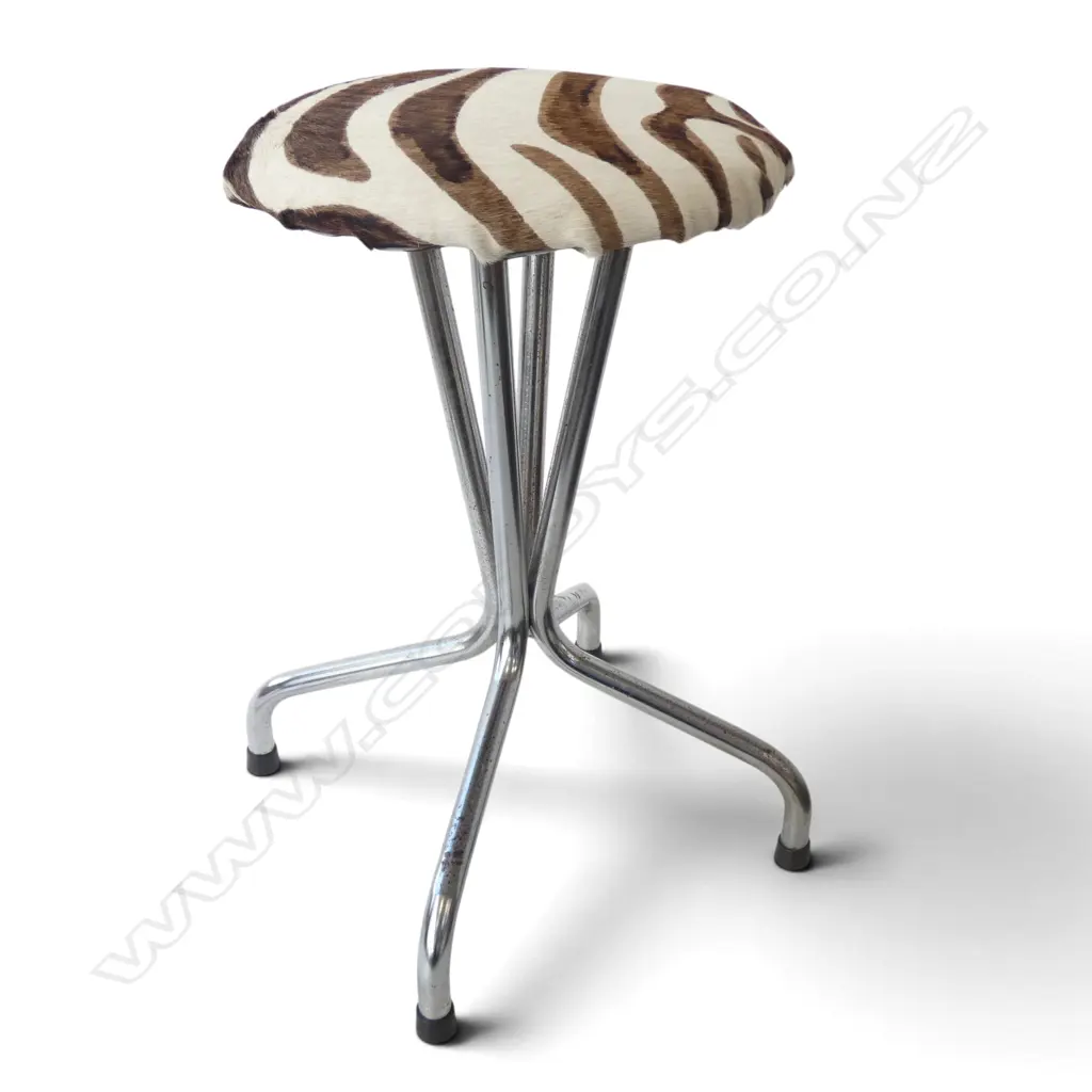 ZEBRA STOOL Image 1++