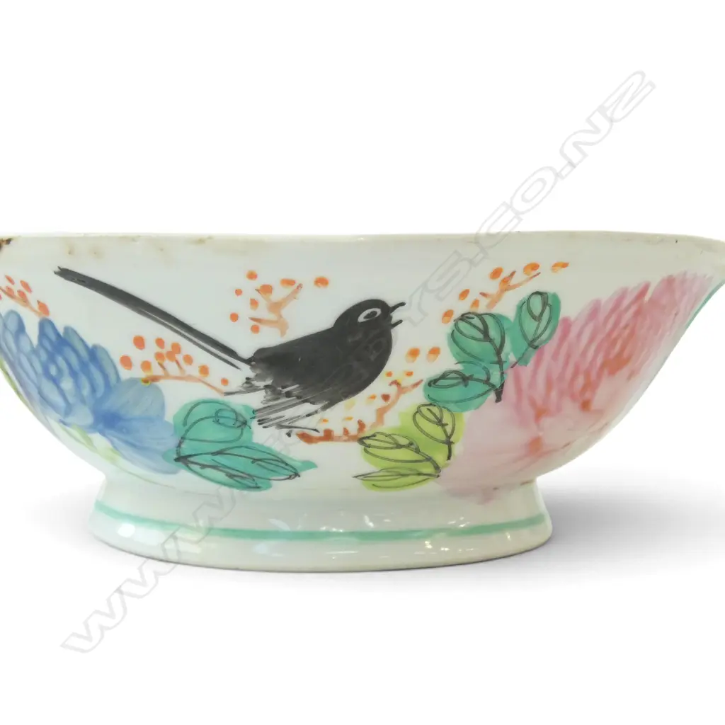6 ORIENTAL BOWLS 200mm dia Image 1++