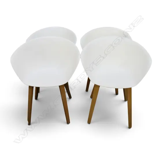 4 MODERN WHITE PLASTIC DINING CHAIRS