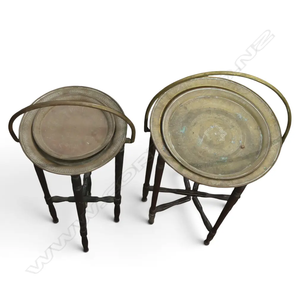 2 VINTAGE TRAY TABLES H.610, 510mm Image 1++