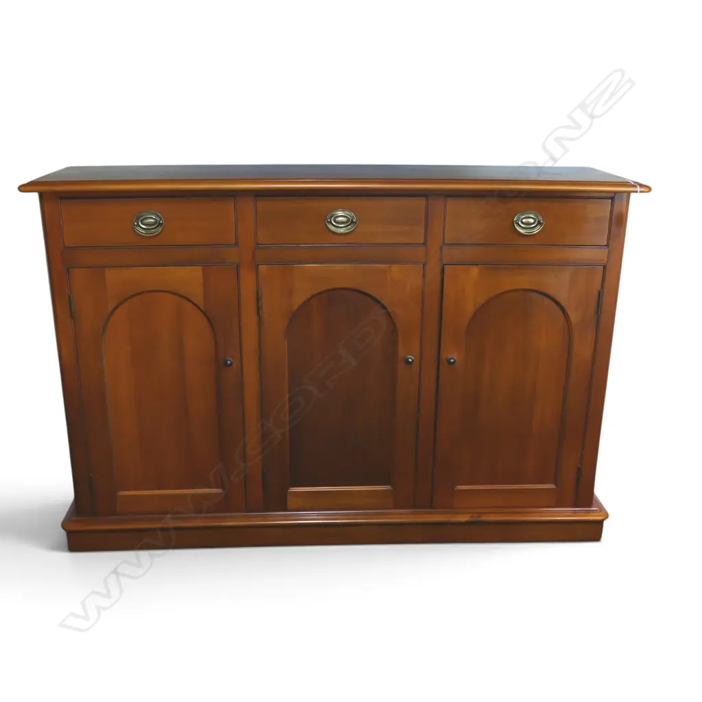 SIDEBOARD 1540x385x1010mm Image 1++