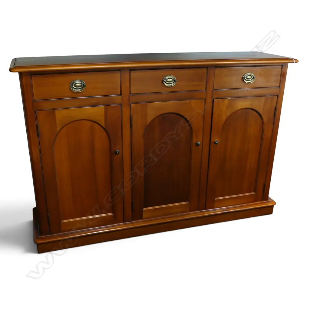 SIDEBOARD 1540x385x1010mm Image 1++