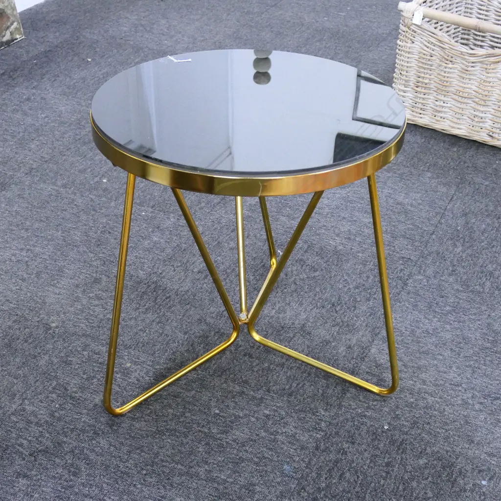 MODERN SIDE TABLE w. GLASS TOP H.500mm, 500mm dia Image 1++