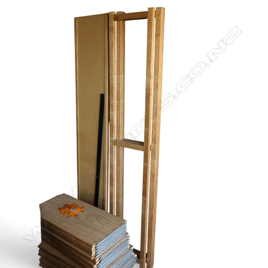 1 X 4 BAY LUNDIA SHELVING UNIT. Includes 5 UPRIGHTS: 2 END TYPE (panelled) Image 1++