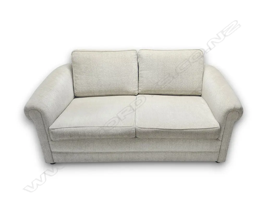 TWO-SEATER SOFA WITH ROUNDED ARMS AND LOOSE BACK CUSHIONS 800H x 1500L x 900D mm Image 1++