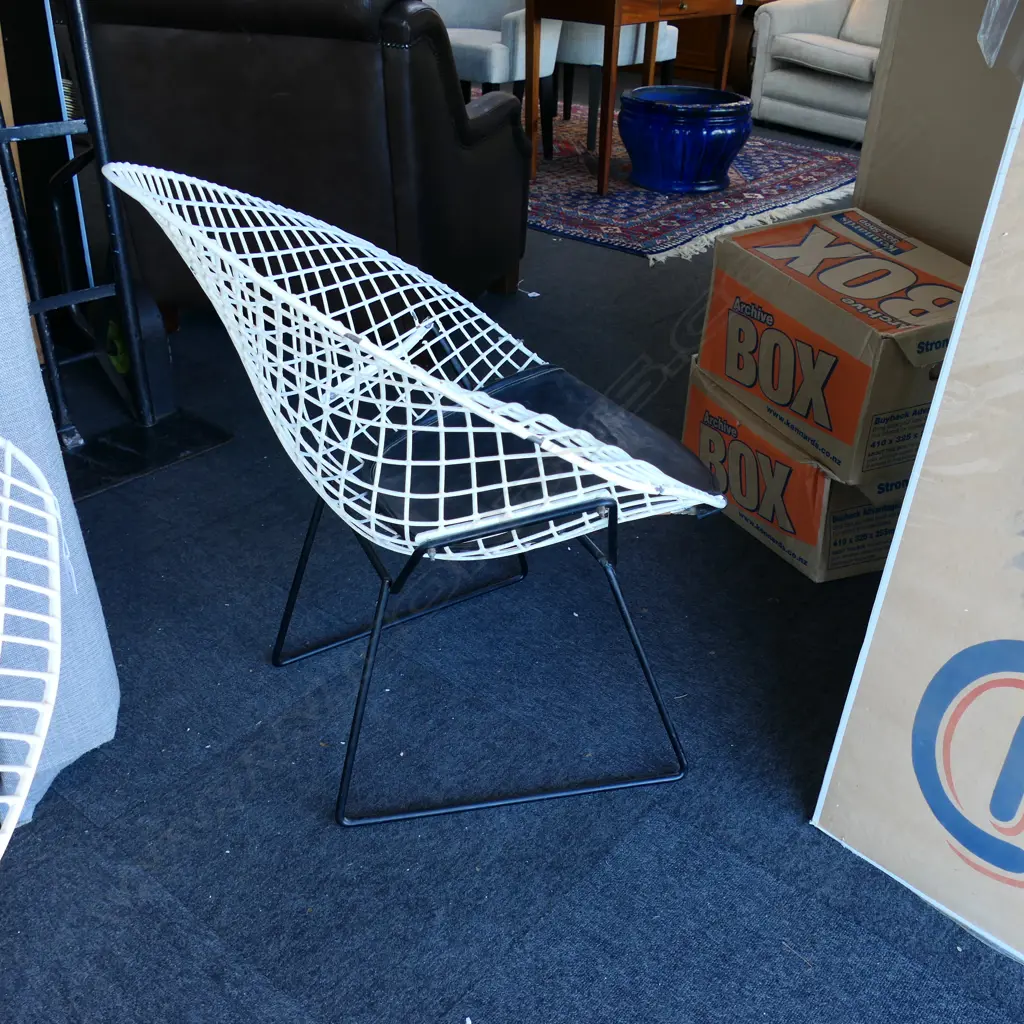 PR WIRE GRID CHAIRS; BERTOIA DIAMOND STYLE 860x700x770mm Image 1++