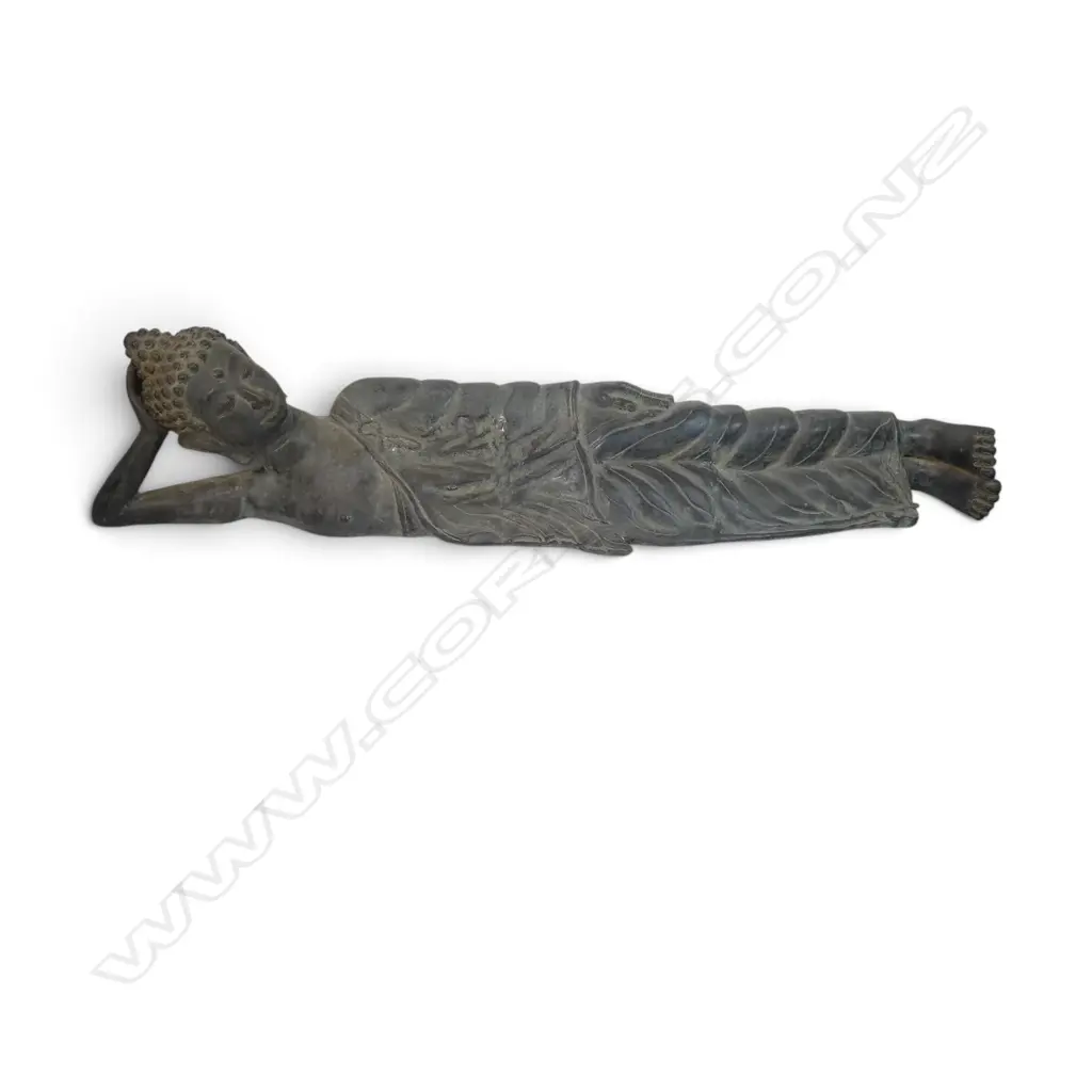 IMPRESSIVE SOUTHEAST ASIAN CAST BRONZED RECLINING BUDDHA (FINAL MOMENTS BEFORE ENTERING NIRVANA). L.900M X 210MM Image 1++
