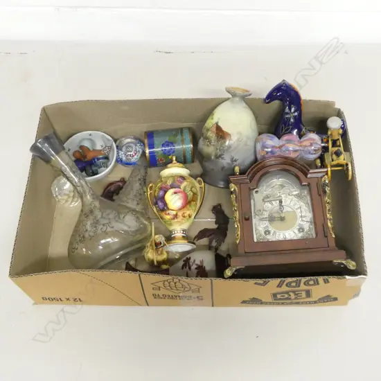 ANTIQUE STYLE MANTEL CLOCK, ART GLASS, ORIENTAL ITEMS, AYNSLEY VASE ETC