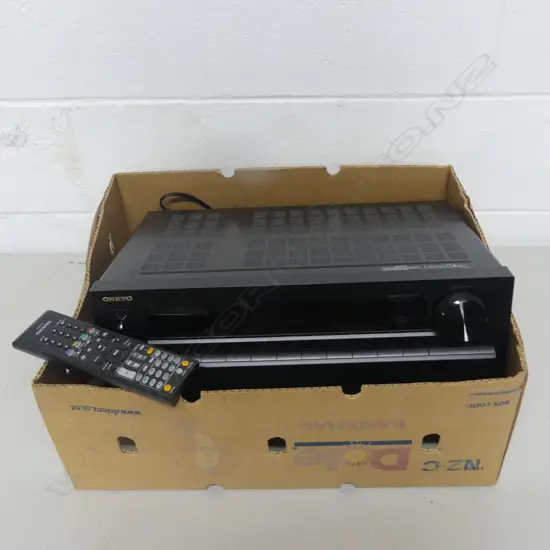 ONKYO AC RECEIVER TX-NR515 w. remote & cable