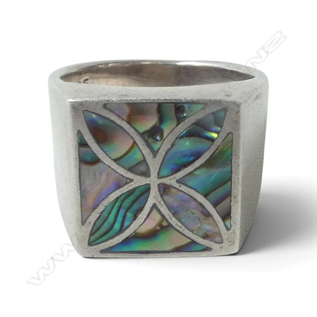 VINTAGE SILVER & PAUA SHELL SIGNET STYLE RING 10gms Image 1++
