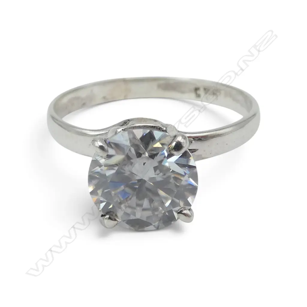 SILVER MOISSANITE RING, SZ R Image 1++