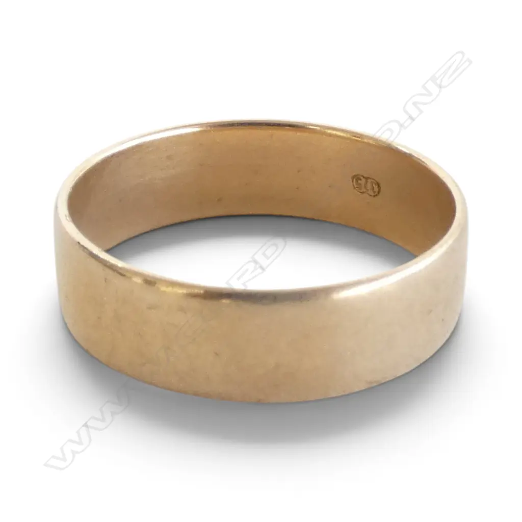 9ct YELLOW GOLD VINTAGE WIDE BAND RING 3.55gms Image 1++