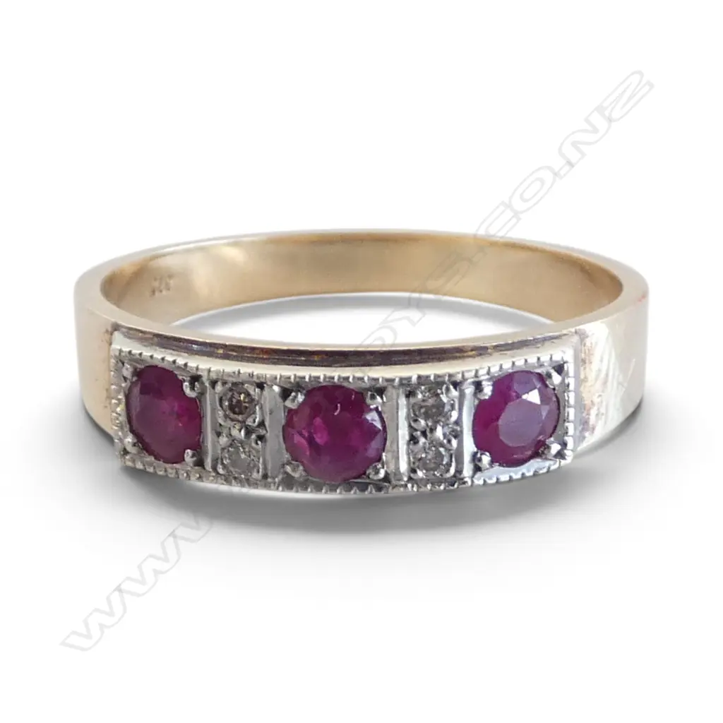 9CT RUBY & DIAMOND ETERNITY RING TW 2.64gms SIZE O Image 1++