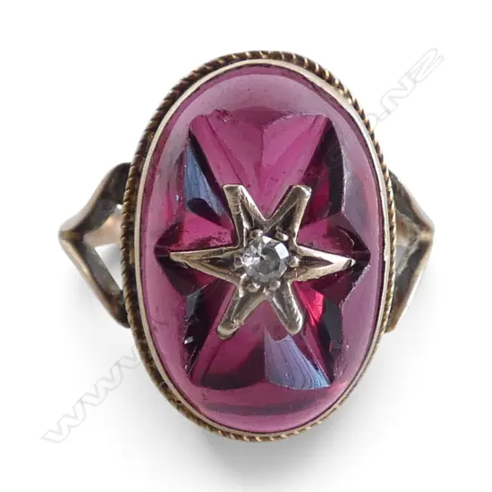 ANTIQUE 15ct ROSE GOLD & ALMANDINE GARNET CABOCHON RING star cut w star mount. 3.1gms SIZE G