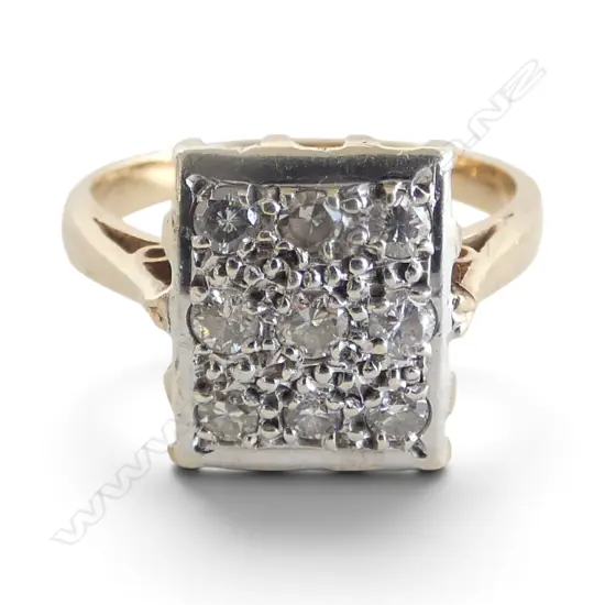 9ct GOLD & DIAMOND CLUSTER DRESS RING 3.19gms SIZE L