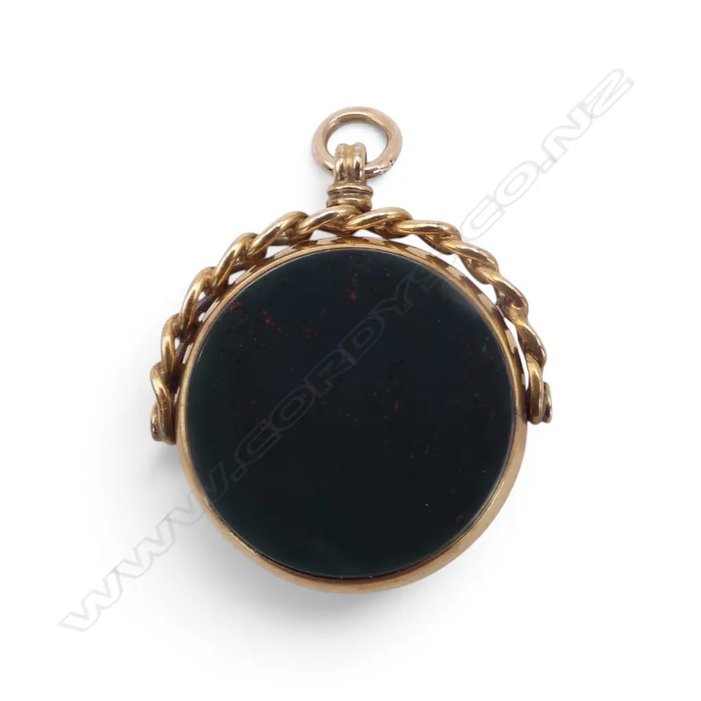 9CT GOLD CARNELIAN AND BLOODSTONE SPINNER  10.26gms Image 1++