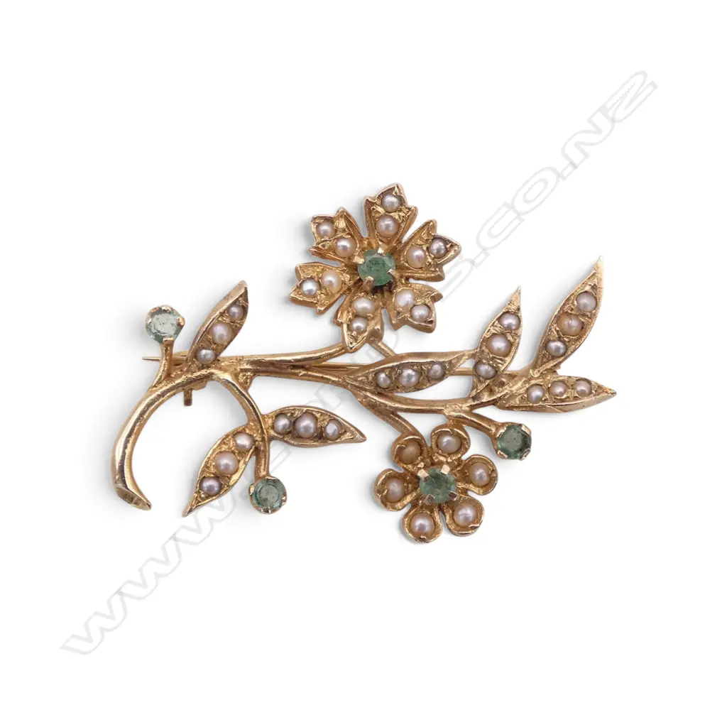 EDWARDIAN 9ct GOLD PEARL & EMERALD floral spray BROOCH 7.56gms Image 1++